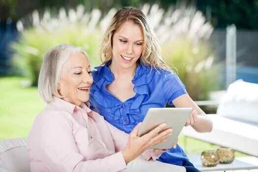 5 Awesome Apps for Family Caregivers in Green Valley, AZ
