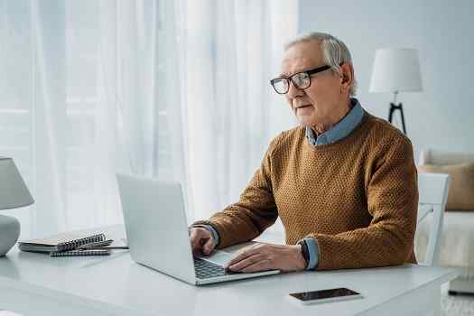 Suggestions for Older Adults Who Want to Work from Home in Green Valley, AZ