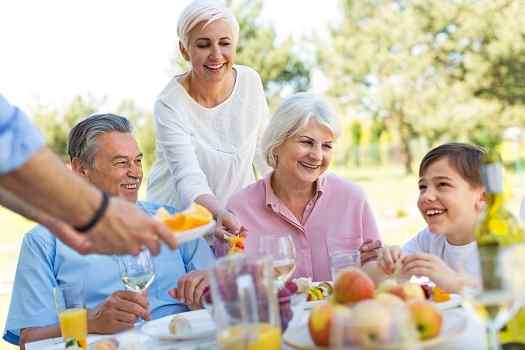 Tips to Prevent Loneliness in the Elderly in Green Valley, AZ
