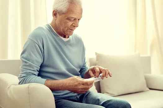 How to Help Older Adults Prevent Medication Mishaps in Green Valley, AZ